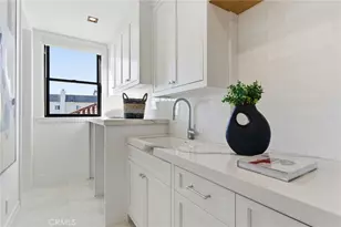 17007 Edgewater Ln, Huntington Beach, CA 92649 - Photo 41