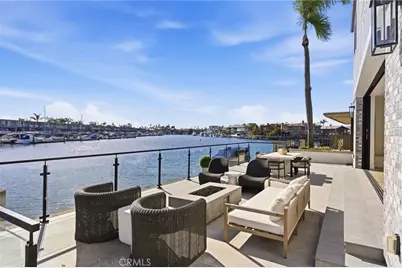 17007 Edgewater Lane, Huntington Beach, CA 92649 - Photo 21