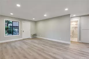 93 Streamwood, Irvine, CA 92620 - Photo 5