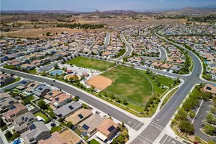 30714 Gazing Star Ln, Murrieta, CA 92563 - Photo 43