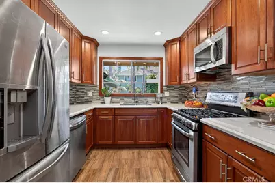 20302 Craimer, Huntington Beach, CA 92646 - Photo 7