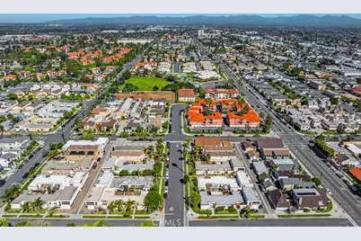 2006 California, Huntington Beach, CA 92648 - Photo 49
