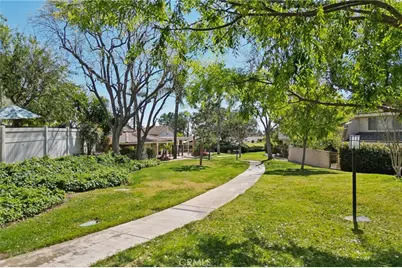 1224 Fairway Circle, Upland, CA 91784 - Photo 23