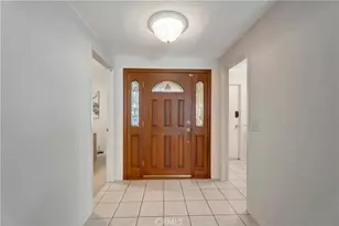 945 Lansing Ln, Costa Mesa, CA 92626 - Photo 5