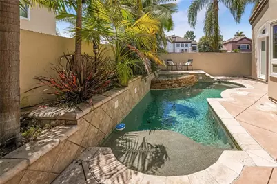 19076 Stonehurst, Huntington Beach, CA 92648 - Photo 19