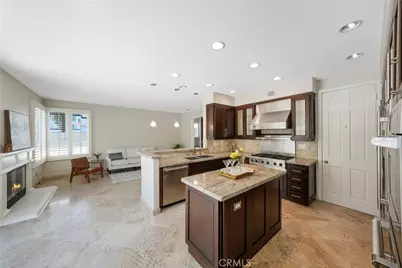 19076 Stonehurst, Huntington Beach, CA 92648 - Photo 15