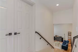 23862 Helsinki, Mission Viejo, CA 92691 - Photo 23