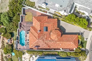 12 Geneve, Newport Beach, CA 92660 - Photo 25