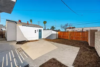 2037 W 64th, Los Angeles, CA 90047 - Photo 17