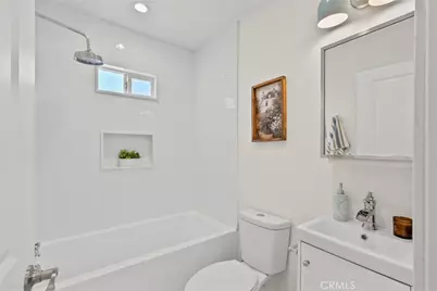 3705 S St Andrews, Los Angeles, CA 90018 - Photo 17