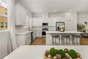 935 E Mason Ln, Anaheim, CA 92805 - Photo 15