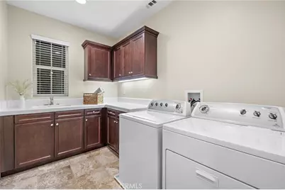 19458 Raptor Court, Walnut, CA 91789 - Photo 33