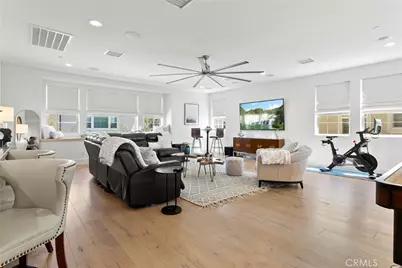 17352 Eucalyptus Lane, Huntington Beach, CA 92649 - Photo 19