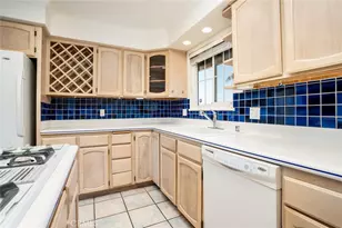 5952 Par, Huntington Beach, CA 92649 - Photo 13