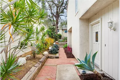 48 Willow Tree Lane, Irvine, CA 92612 - Photo 5