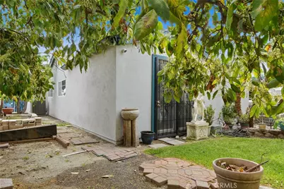 801 S Roanne, Anaheim, CA 92804 - Photo 35