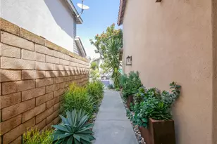 1064 Moreno Way, Placentia, CA 92870 - Photo 7