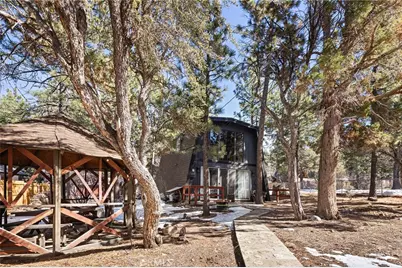 189 Moreno Lane, Sugarloaf, CA 92386 - Photo 21