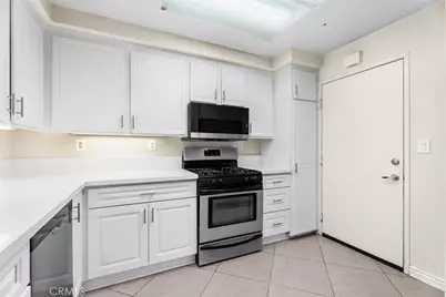 1805 Ladrillo Aisle, Irvine, CA 92606 - Photo 19