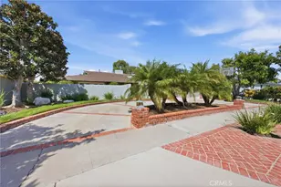 1633 Santiago, Newport Beach, CA 92660 - Photo 3