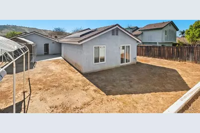 3129 Wickham Dr, Riverside, CA 92503 - Photo 11
