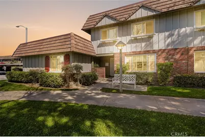 4586 Larwin, Cypress, CA 90630 - Photo 3