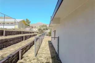 49126 Park Ave, Morongo Valley, CA 92256 - Photo 23