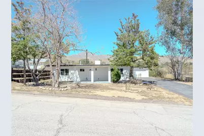 49126 Park Avenue, Morongo Valley, CA 92256 - Photo 27