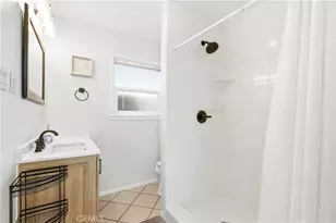 5102 W 131st St, Hawthorne, CA 90250 - Photo 17