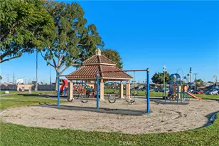 8219 Joshua Cir, Buena Park, CA 90620 - Photo 47