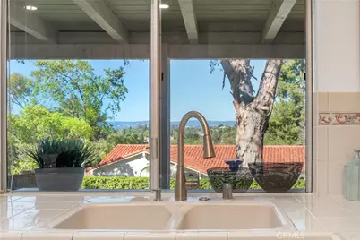 27862 Via Silva, Mission Viejo, CA 92692 - Photo 13