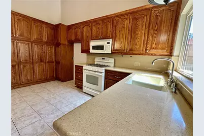 3118 W Vallejo, Anaheim, CA 92804 - Photo 17