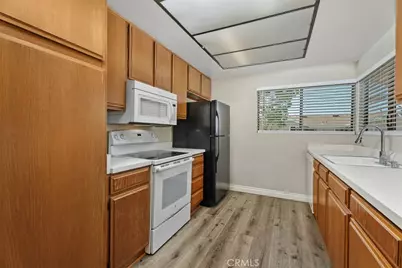 193 Tarocco, Irvine, CA 92618 - Photo 13