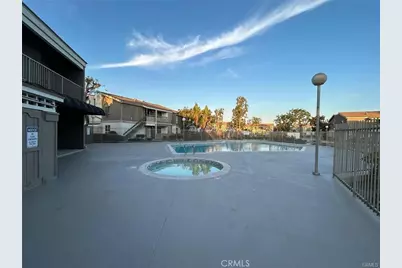 2847 S Fairview #D, Santa Ana, CA 92704 - Photo 9