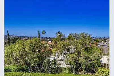 27181 Corcubion, Mission Viejo, CA 92692 - Photo 31