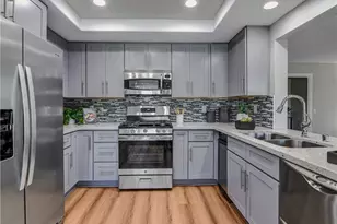 27181 Corcubion, Mission Viejo, CA 92692 - Photo 11