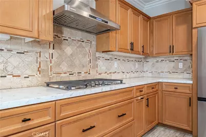 18571 Amalia, Huntington Beach, CA 92648 - Photo 17