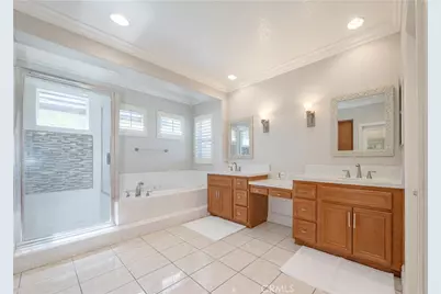 18571 Amalia, Huntington Beach, CA 92648 - Photo 33