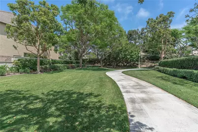 18571 Amalia, Huntington Beach, CA 92648 - Photo 61