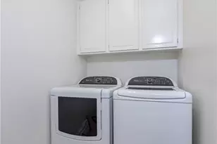 18571 Amalia, Huntington Beach, CA 92648 - Photo 49