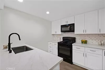 16 Greenfield, Irvine, CA 92614 - Photo 7