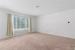 41024 Chambord Dr, Lake Elsinore, CA 92532 - Photo 7