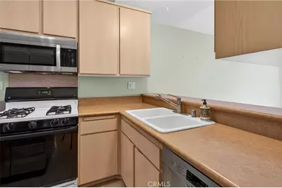 143 Orange Blossom #113, Irvine, CA 92618 - Photo 9