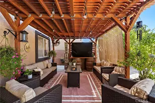 13140 Derby, Chino, CA 91710 - Photo 5