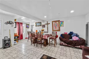 879 E 40th Pl, Los Angeles, CA 90011 - Photo 15