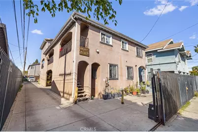 879 E 40th Place, Los Angeles, CA 90011 - Photo 1