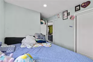 879 E 40th Pl, Los Angeles, CA 90011 - Photo 49