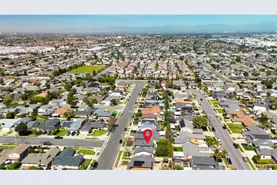 19622 Canberra Ln, Huntington Beach, CA 92646 - Photo 43