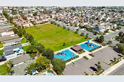 19622 Canberra Ln, Huntington Beach, CA 92646 - Photo 45