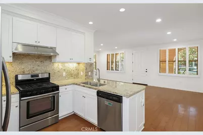 89 Mayfair, Irvine, CA 92620 - Photo 5